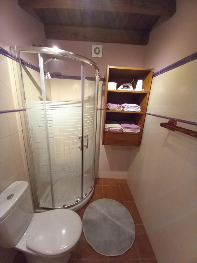 Coviellador Cangas De Onis Pension Buitenkant foto